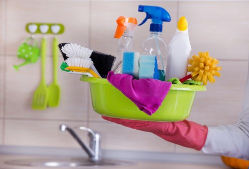 Steam cleaning method for carpet cleaning in London
