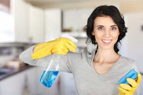 Cubic-yard quote example for tenancy cleaning and light clearance