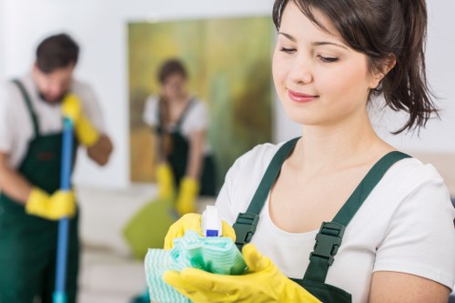 Deep cleaning service in London for kitchen and bathroom areas